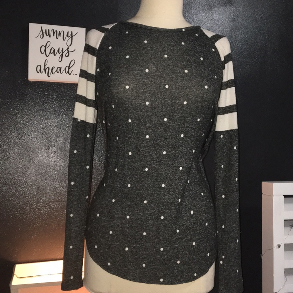 Maurices top